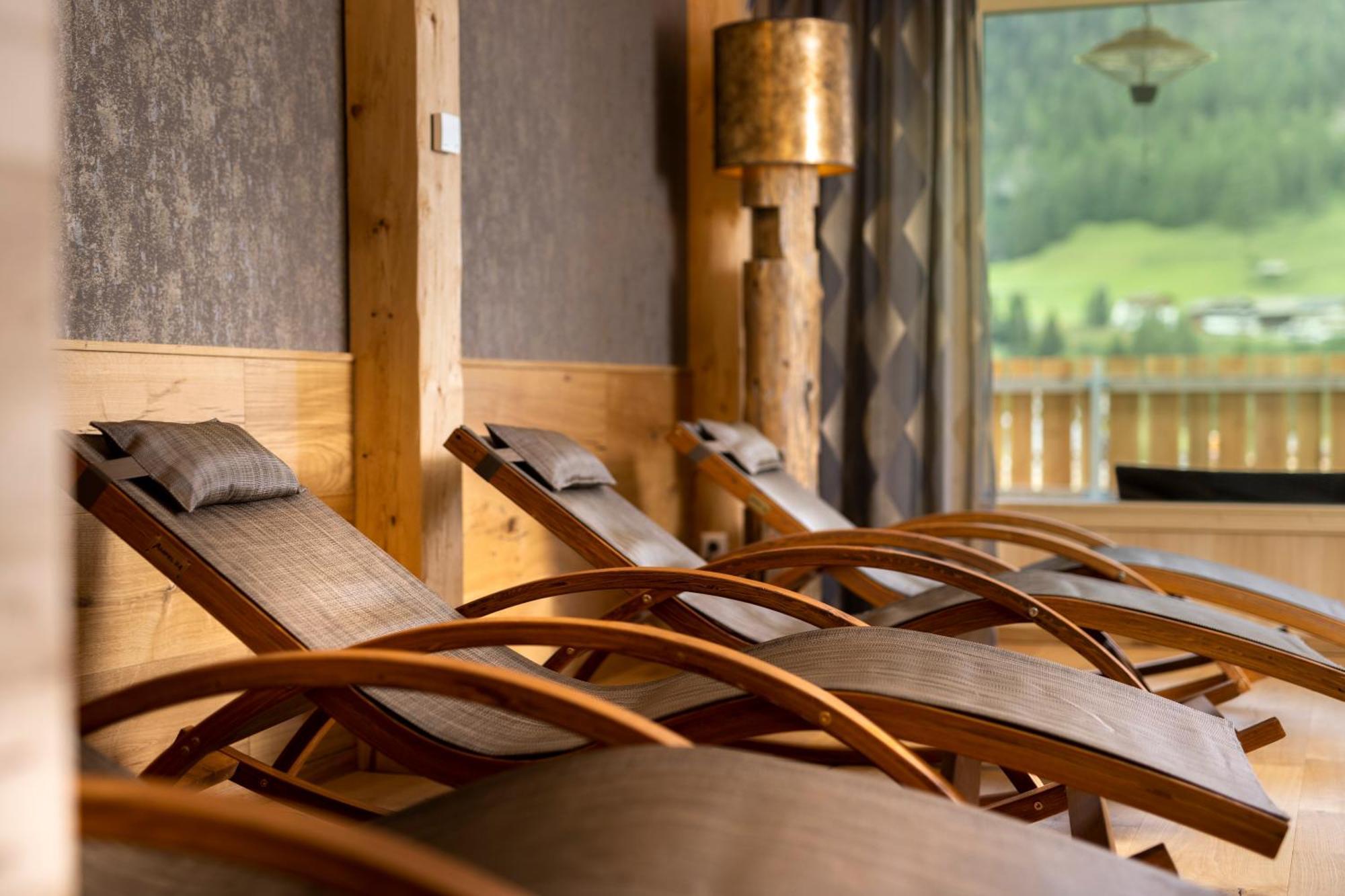Gamsalm Aparthotel Kals am Grossglockner Exterior photo